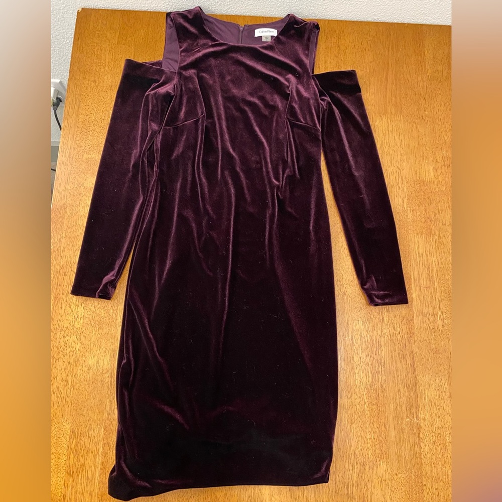 Calvin Klein- velvet purple dress